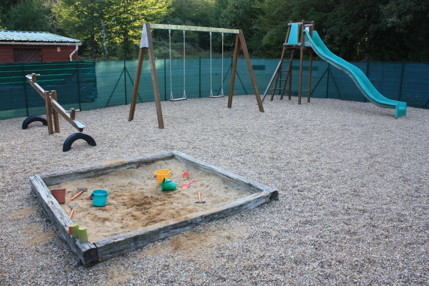 extérieur chalet - jeux pour enfants
